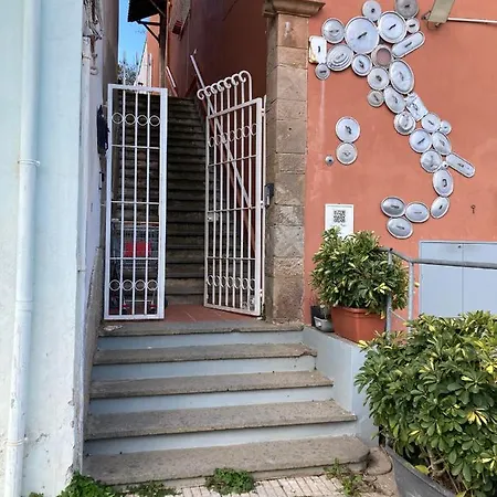 Seaview Apt 5min Walk From The Port! Carloforte (Isola di San Pietro)