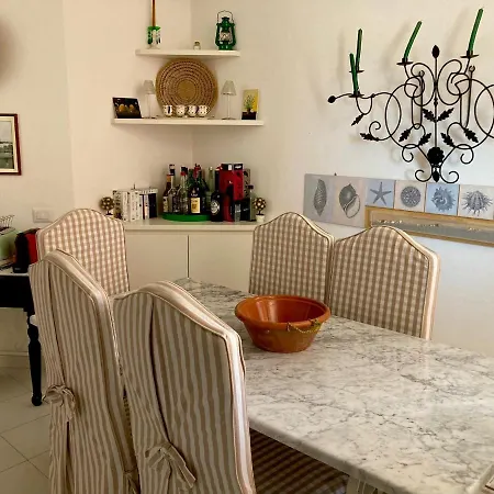 Apartment Seaview Apt 5min Walk From The Port!