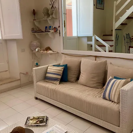 Seaview Apt 5min Walk From The Port! Appartement *